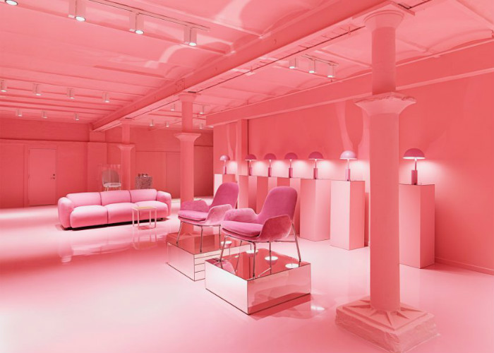 Η μπουτίκ Norman στην Κοπενχάγη, αποτελεί φόρο τιμής στο νέον ροζ.