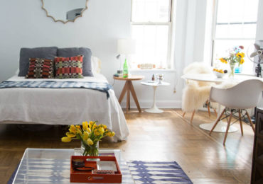 Καθιστικό τραπεζαρία και κρεβατοκάμαρα σε λίγα τετραγωνικά