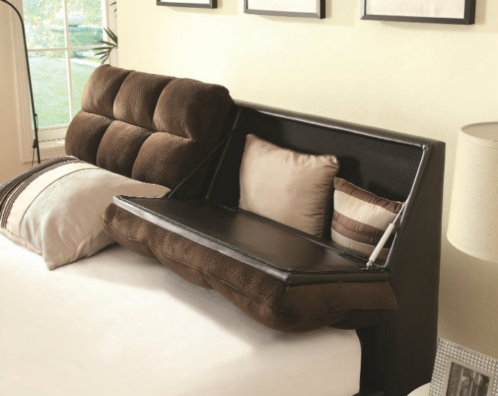 Αν έχεις επιλέξει κρεβάτι όπου το κεφαλάρι έχει αποθηκευτικό χώρο δεν χρειάζεσαι τίποτα περισσότερο.