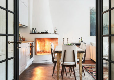 γωνιακο τζακι