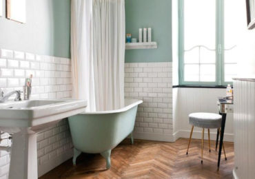 μπανιο χρωματα 2018 2019