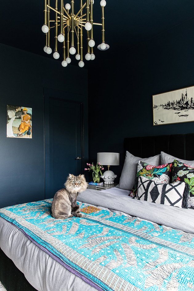 μπλε σκουρο υπνοδωματιο κρεβατοκαμαρα 2019 βαψιμο τοιχου ιδεες