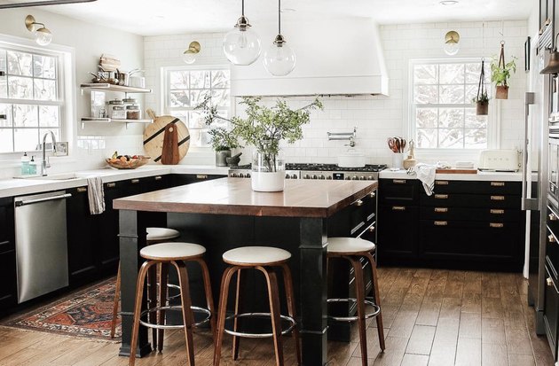 κουζινα μαυρα ντουλαπια ιδεες βαψιμο φωτογραφιες 2019 κουζινες