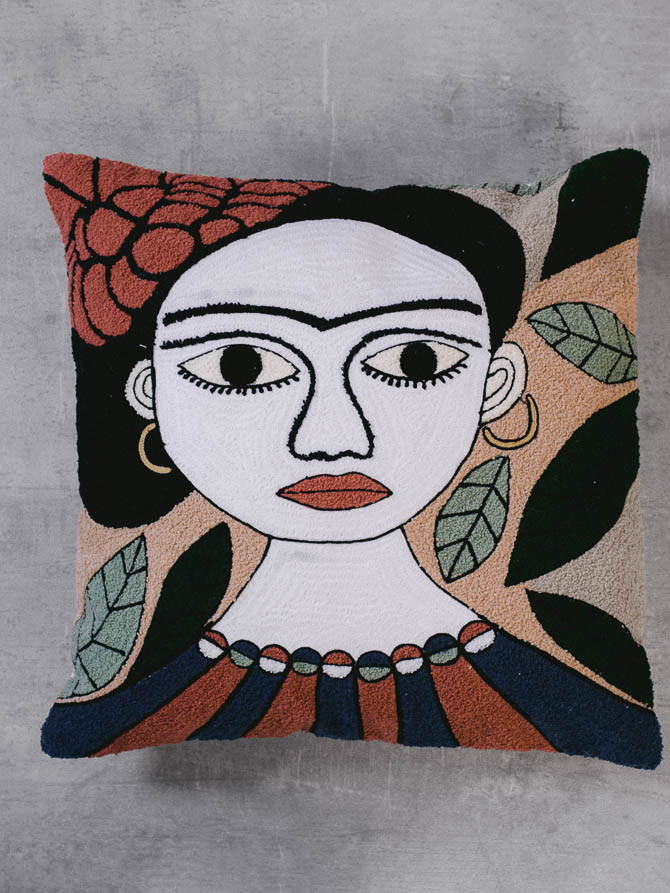 διακοσμητικο μαξιλαρι frida kahlo line art