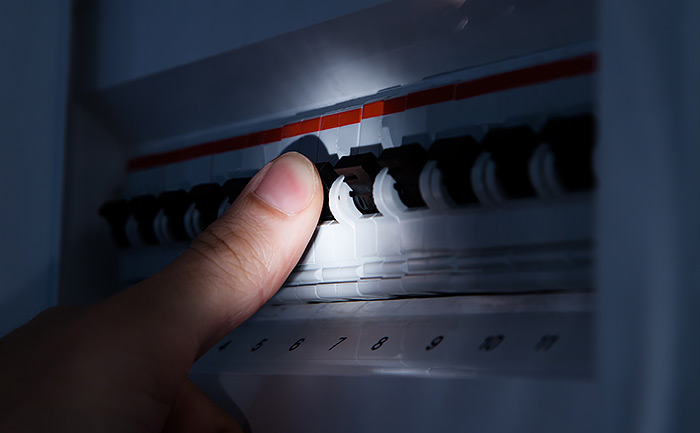 πινακας ρευματος ασφαλειες