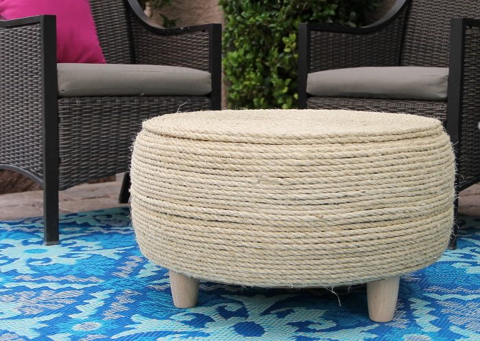 τραπεζι απο λαστιχο