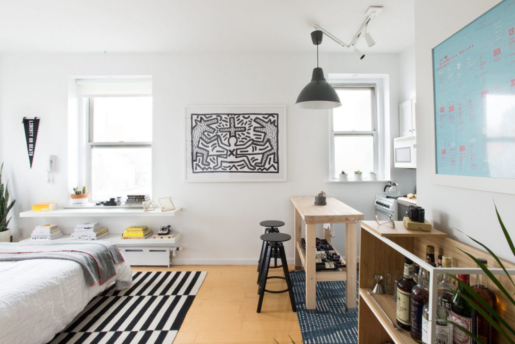 διαμερισμα facebook γραφιστας designer