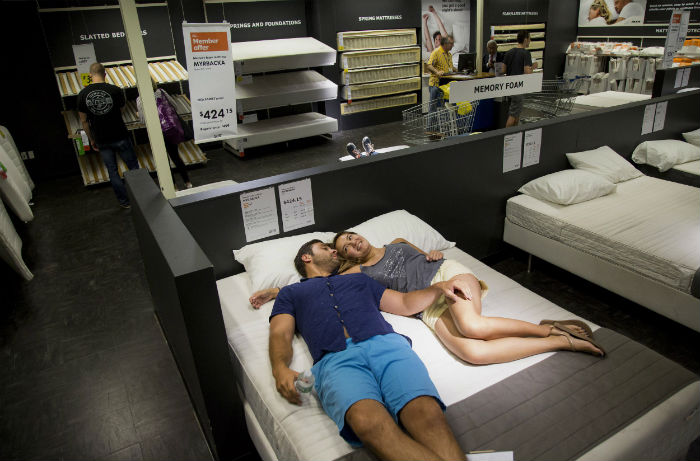 Δοκιμάζοντας το στρώμα!