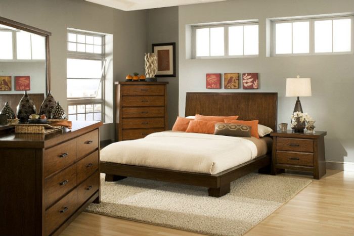 Παρά τον πολύ όμορφο χώρο, εδώ ο διάδρομος στα αριστερά είναι μικρός και το βράδυ πιθανόν επικίνδυνος!