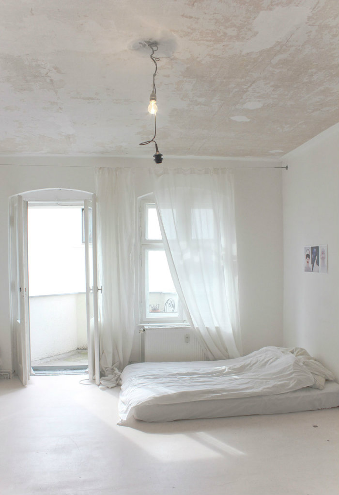 Πάρε ένα απλό κρεβατάκι. Σε παρακαλώ!