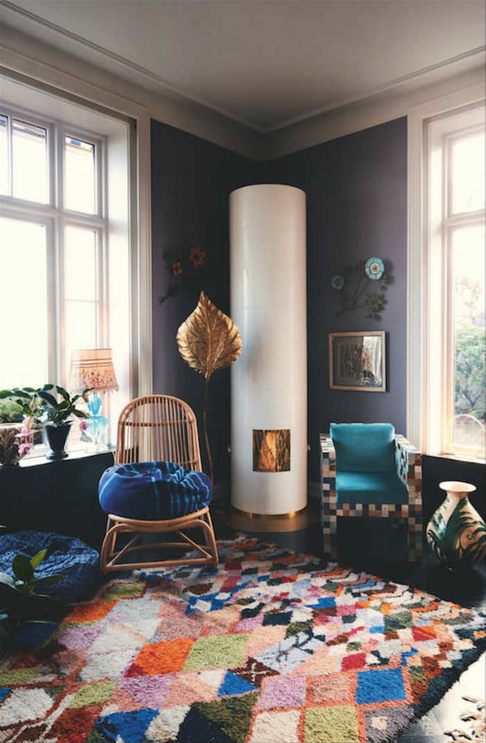 Τι είναι πιο εντυπωσιακό; Το τζάκι ή το χαλί;