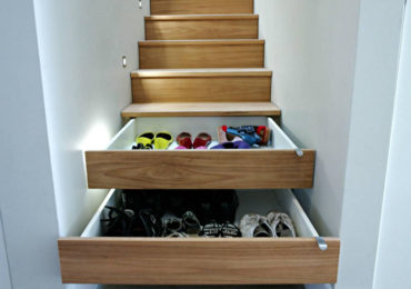 σκαλες παπουτσοθηκη