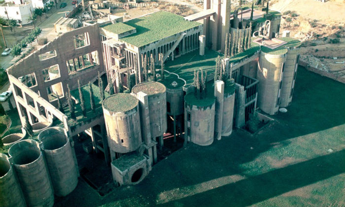 Μια φωτογραφία από drone, πείθει και τον πιο δύσπιστο για το μεγαλοπρεπές εγχείρημα.