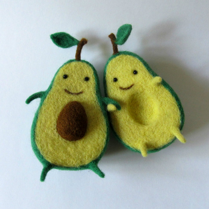 το αβοκάντο διαθέτει χρήσιμα λιπαρά και μεγάλη ποσότητα της ομάδας των ιδιαίτερα ευεργετικών Ω-λιπαρών.