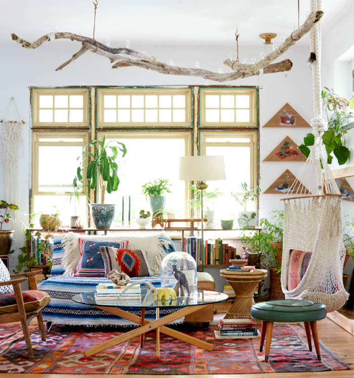 Τα φυτά είναι η απάντηση στην ερώτηση «Κάτι λείπει. Μα τι λείπει;» κάθε φορά. Όποιος δεν ζήλεψε την αιώρα, λέει ψέματα!