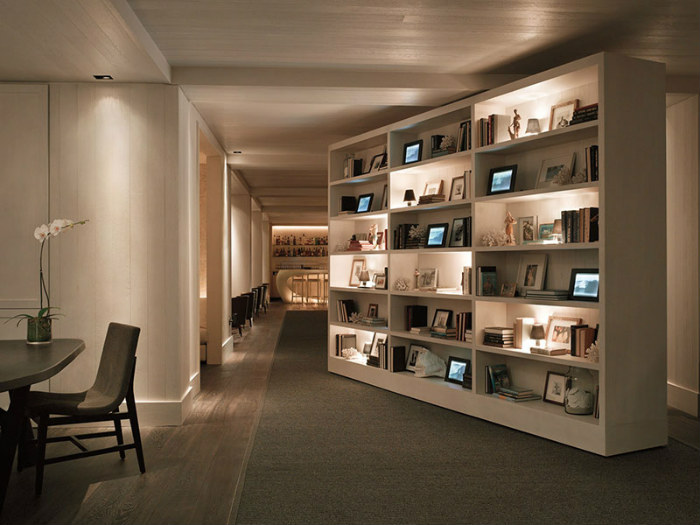 μυστικό πέρασμα βιβλιοθήκη μπαρ