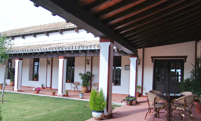 πέργκολα στέγαστρο