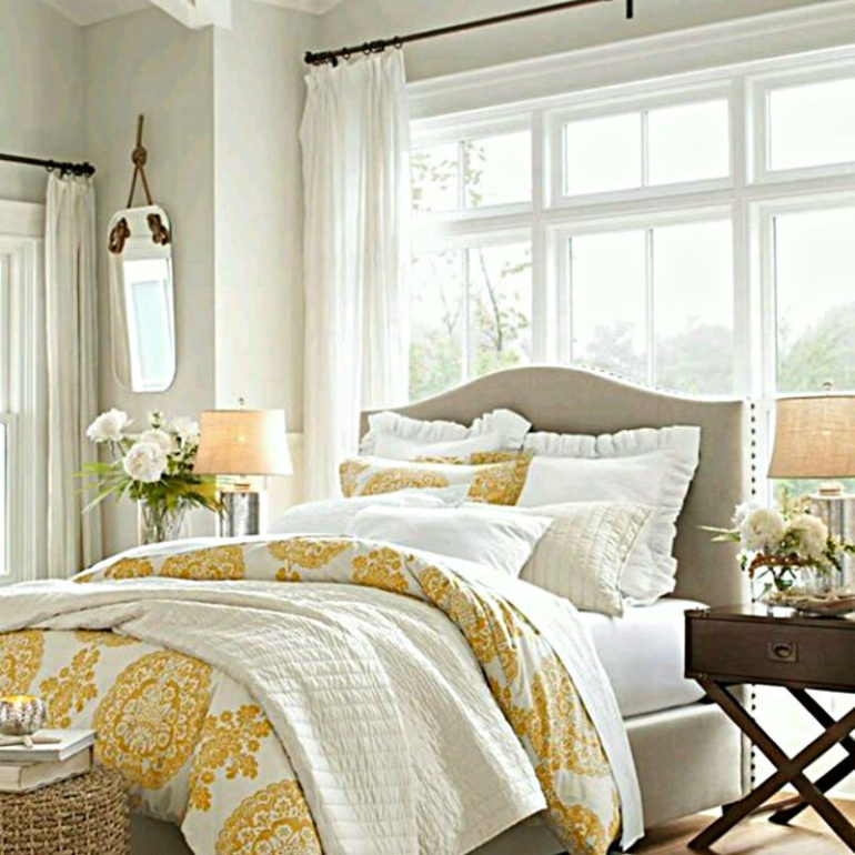 κρεβατι μπροστα απο παραθυρο