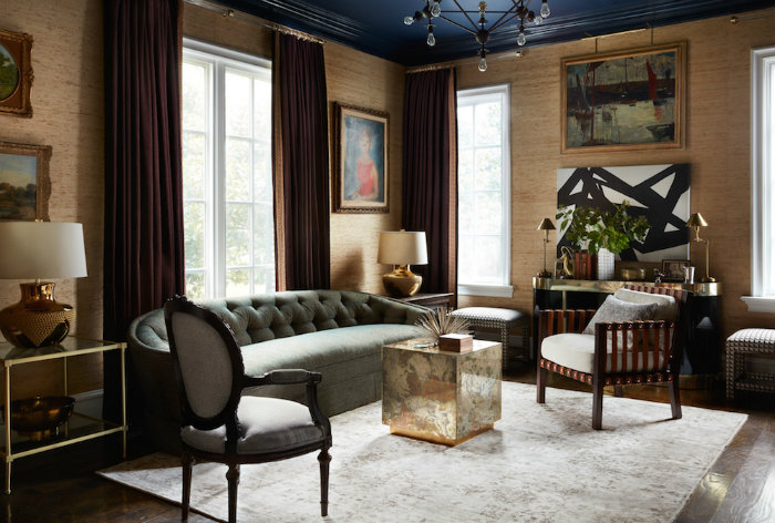 διαφορετικές καρέκλες