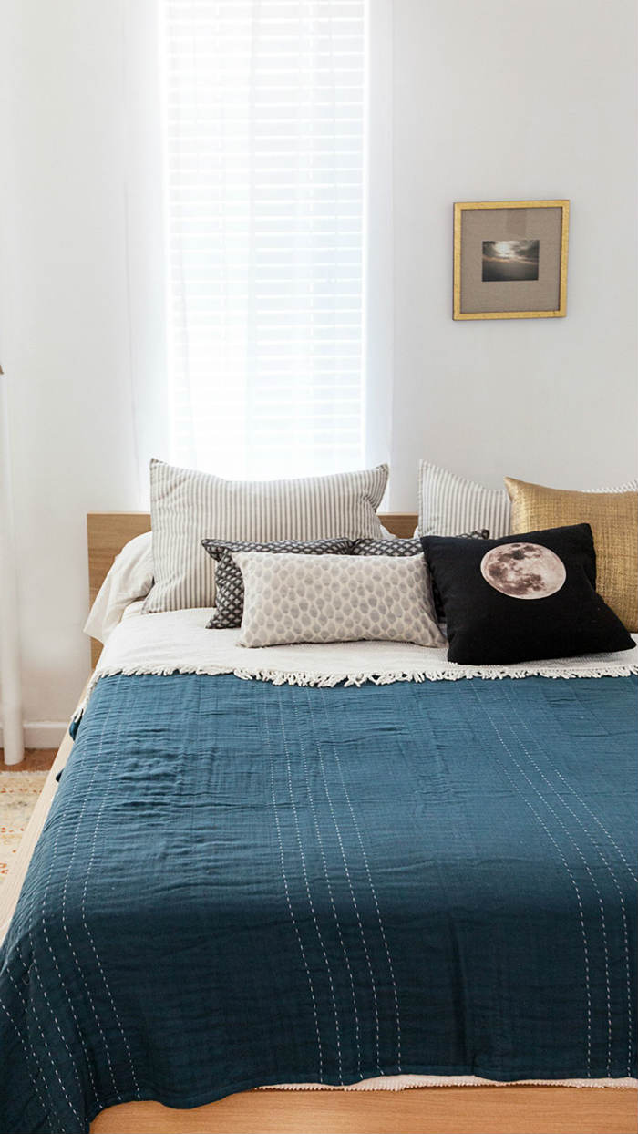 κρεβάτι τυρκουάζ χρυσό