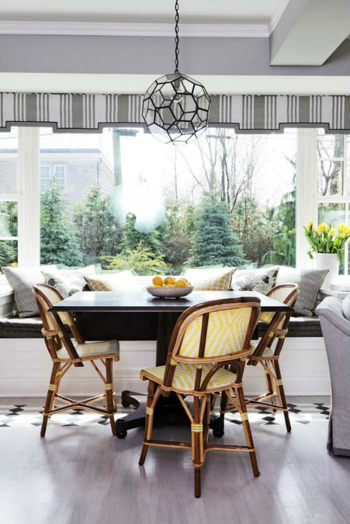 πεζουλάκι παραθύρου