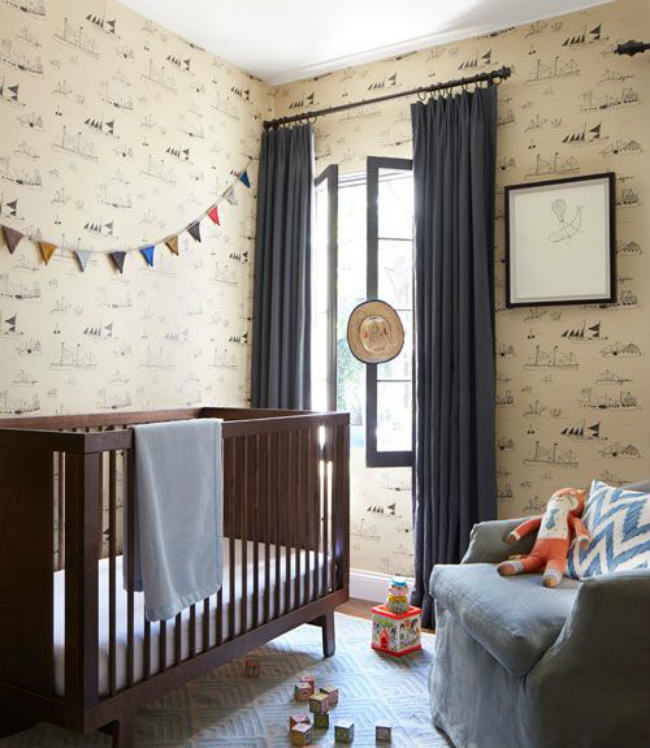 ταπετσαρία και αντίκες