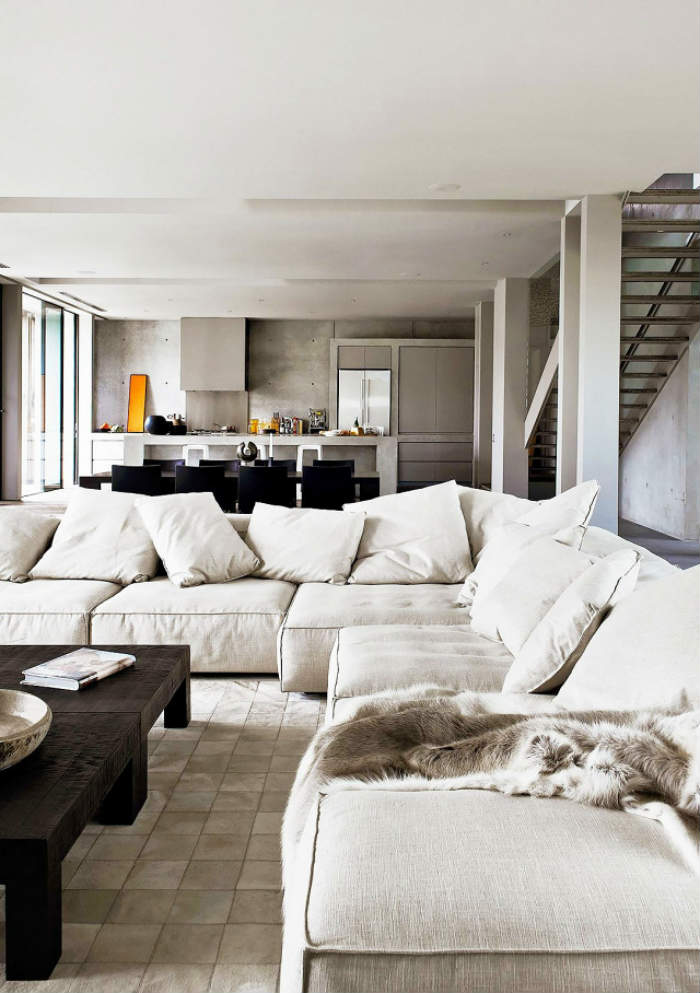 ζεστό σαλόνι με απαλή υφή