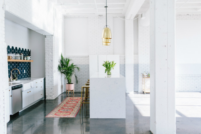 ημιτελή τοποθετημένα πλακάκια