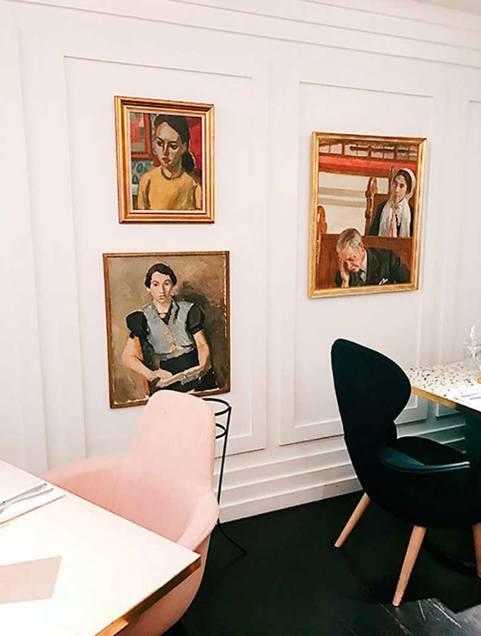 με στυλ εποχής