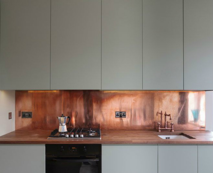 μεταλλικό backsplash