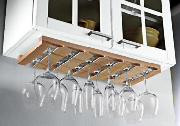 ποτηρια κρεμασμα αναποδα