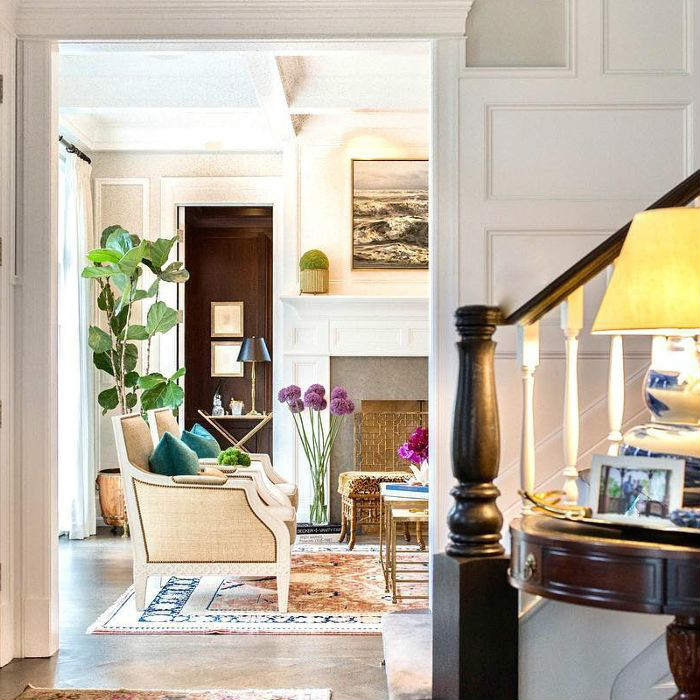 καναπές χωρίς εμπόδια ή στήριξη