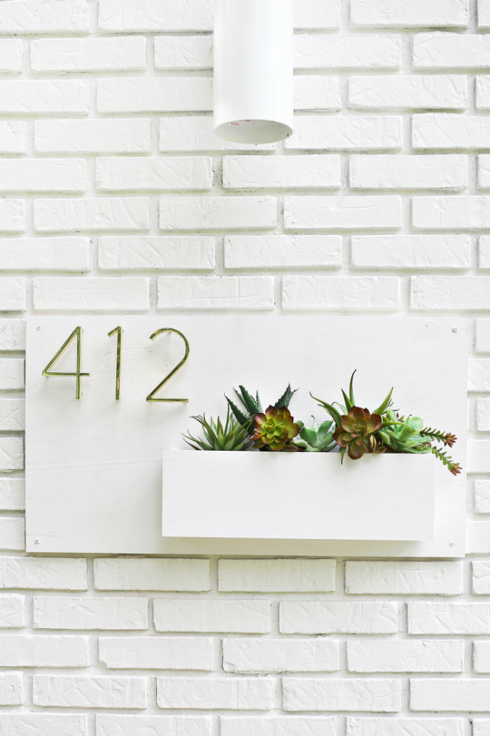 πινακίδα με γλάστρα