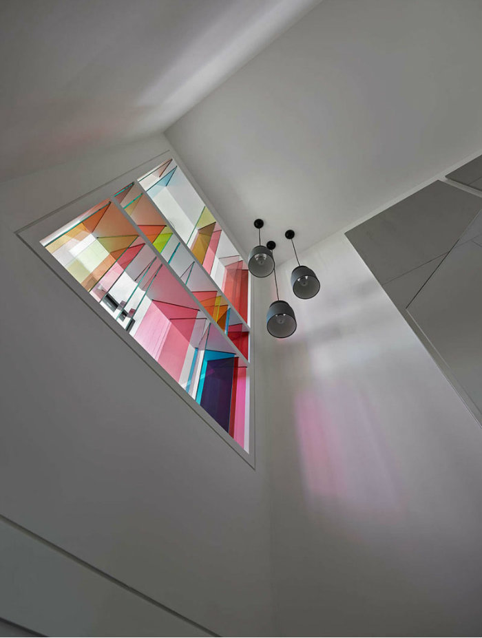 πανέμορφο βιτρό κοντά στο ταβάνι