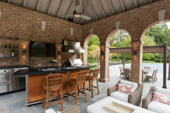 χτιστό περίπτερο με bbq και μπαρ