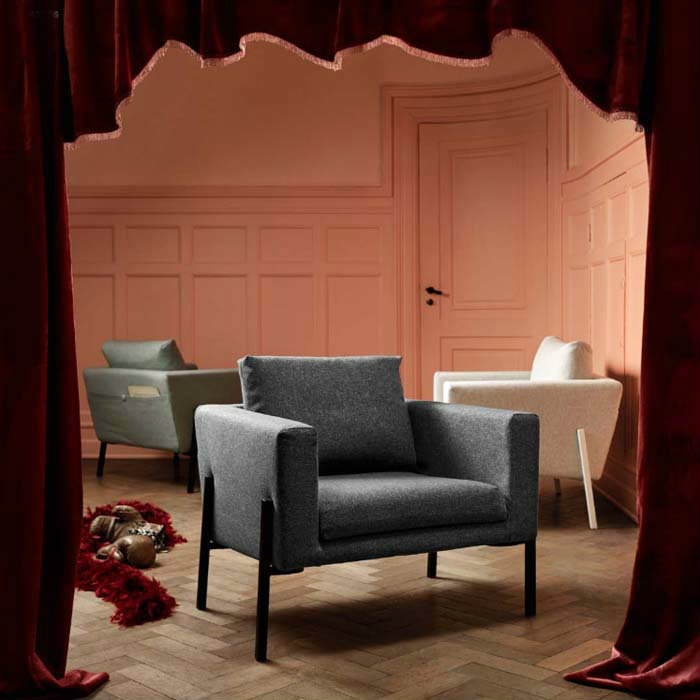 KOARP πολυθρόνα 229€.