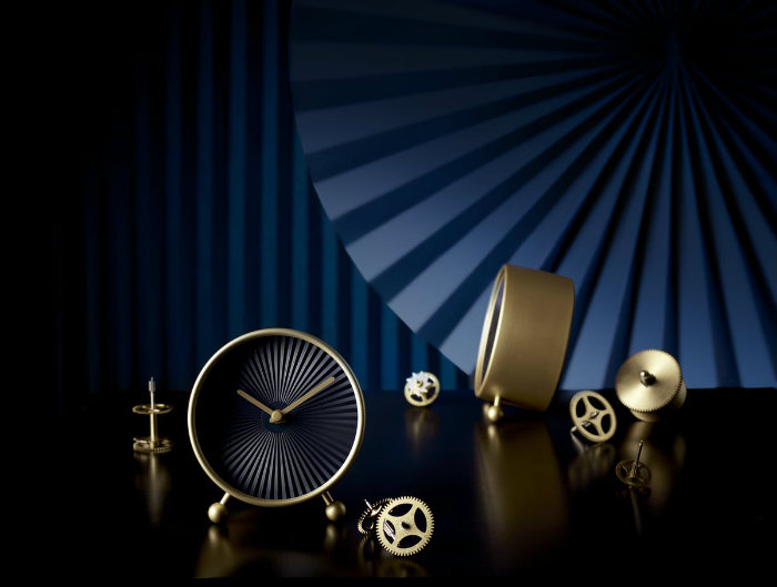 Ρολόι SNOFSA 13,99€.