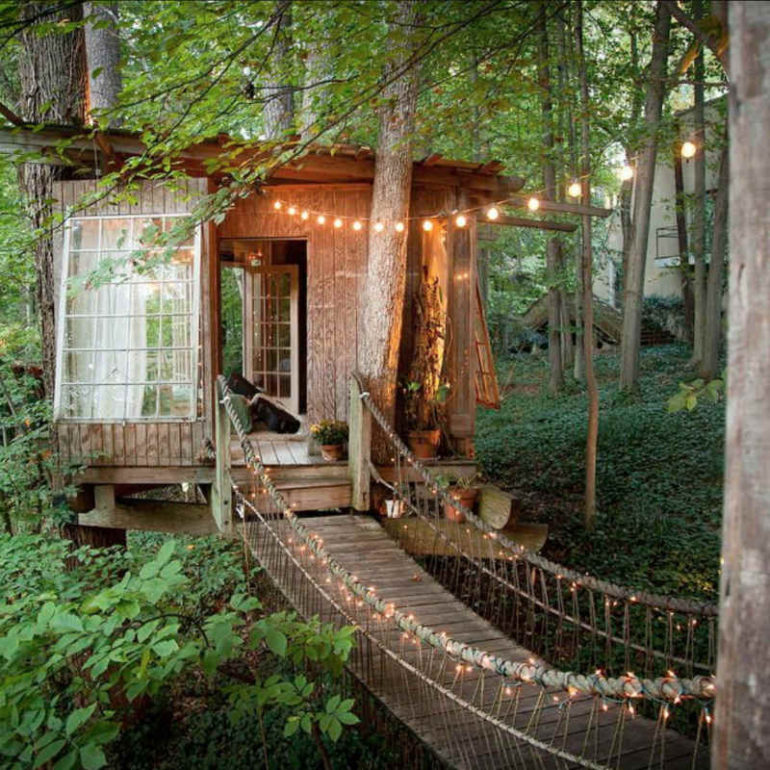Η πιο επιθυμητή κατοικία στην AirBnb είναι Δεντρόσπιτο!