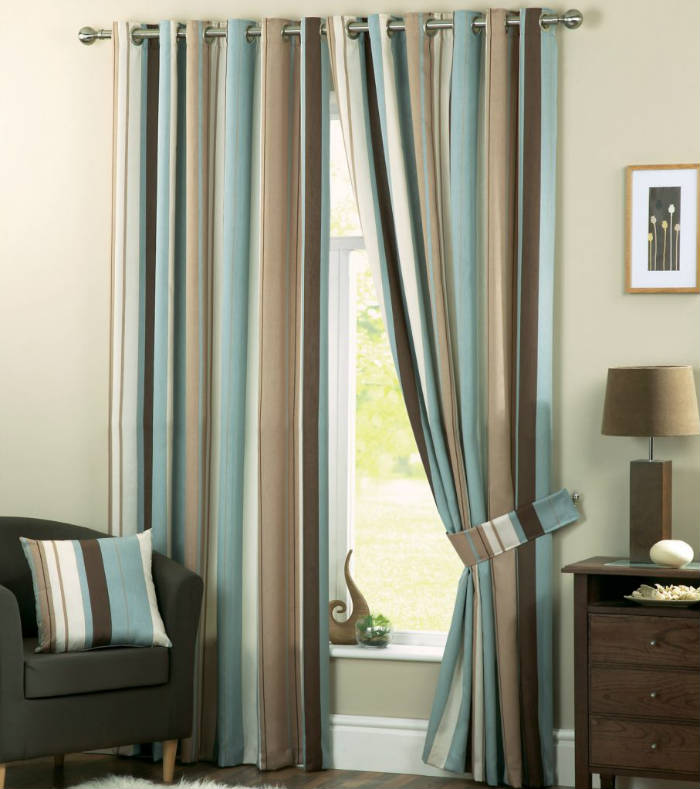 κουρτίνες πυκνής πλέξης