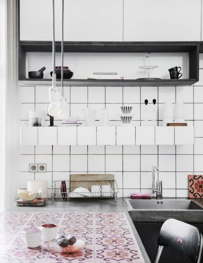 όμορφα πλακάκια πάγκου