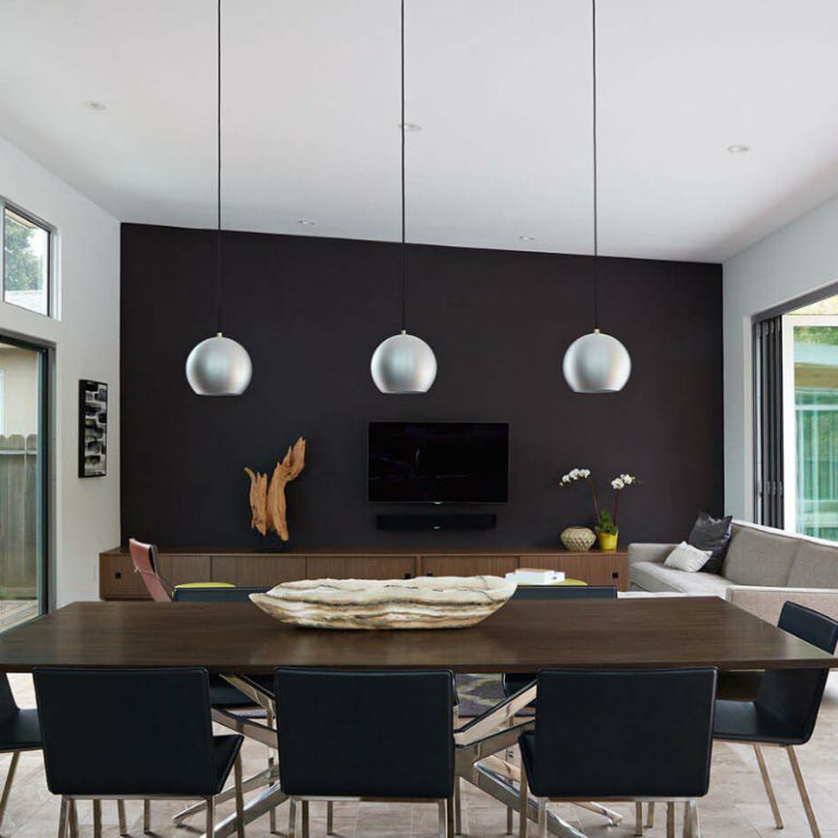 Ασύμμετρος τοίχος από mid-century σαλόνι.