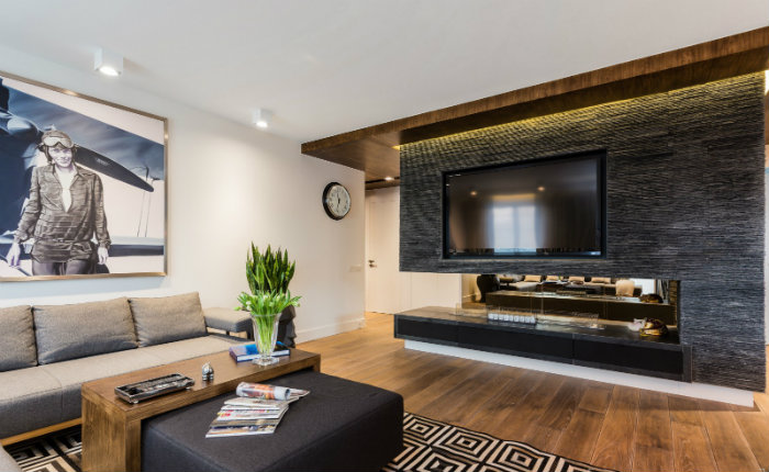 Media wall ή media center.