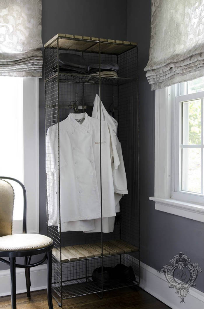 Βιομηχανική ντουλάπα!