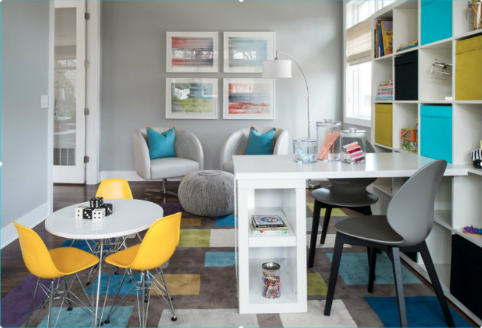 Μοντέρνο γραφείο-καθιστικό για παιδιά.