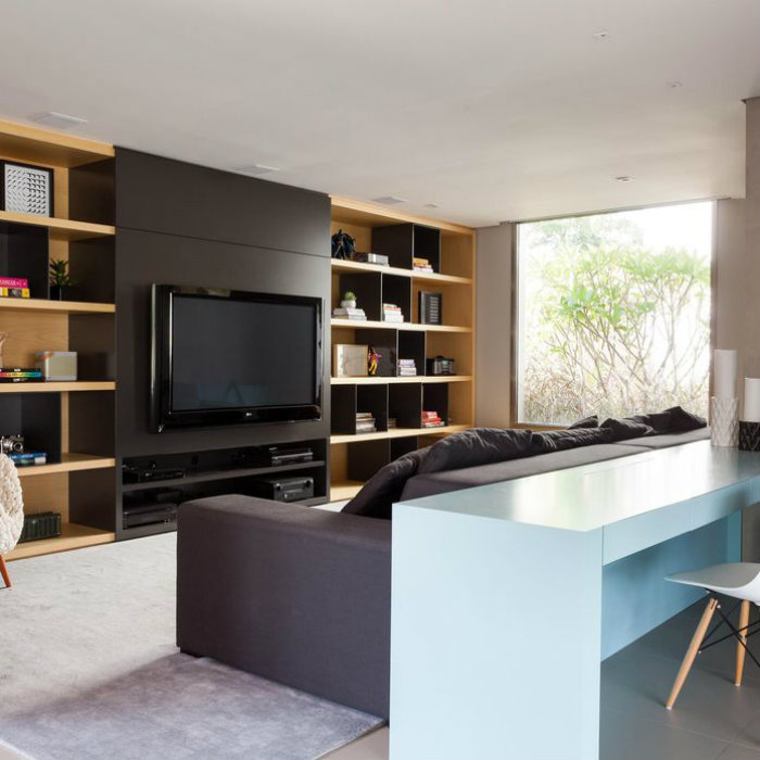 Μοντερνισμός με σκούρο πρόσημο.