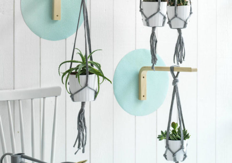 Ikea hack: 11 τρόποι να τροποποιήσεις το σκαμπό IKEA FROSTA των 12,99€!