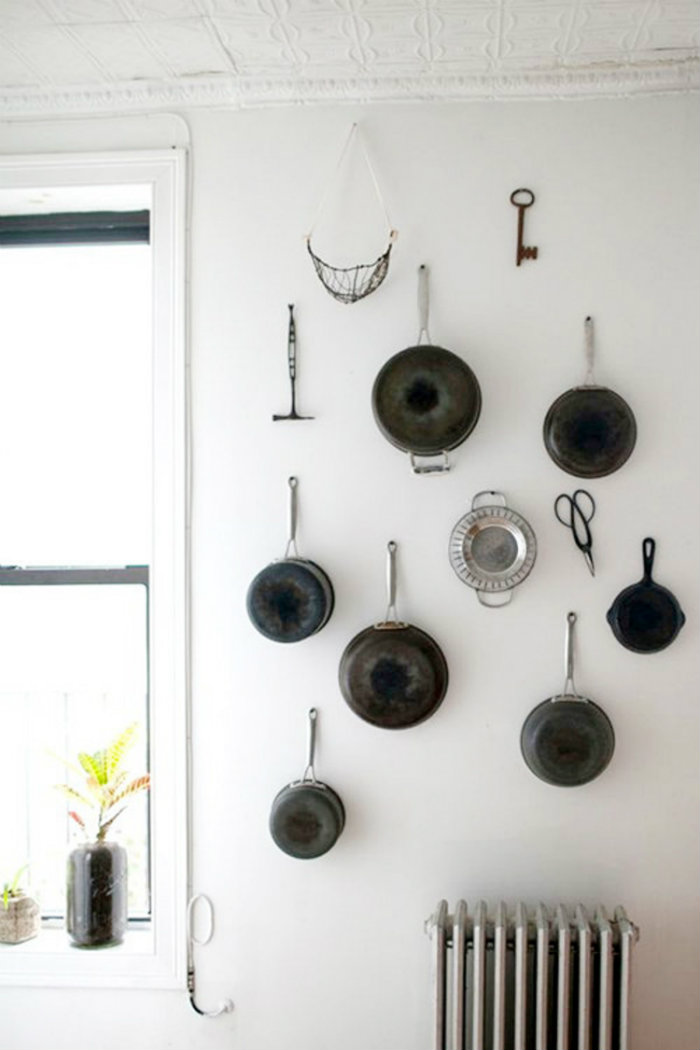 Τα μαγειρικά σκεύη φαίνονται υπέροχα, αλλά καλό είναι να κρεμώνται υπό όρους.