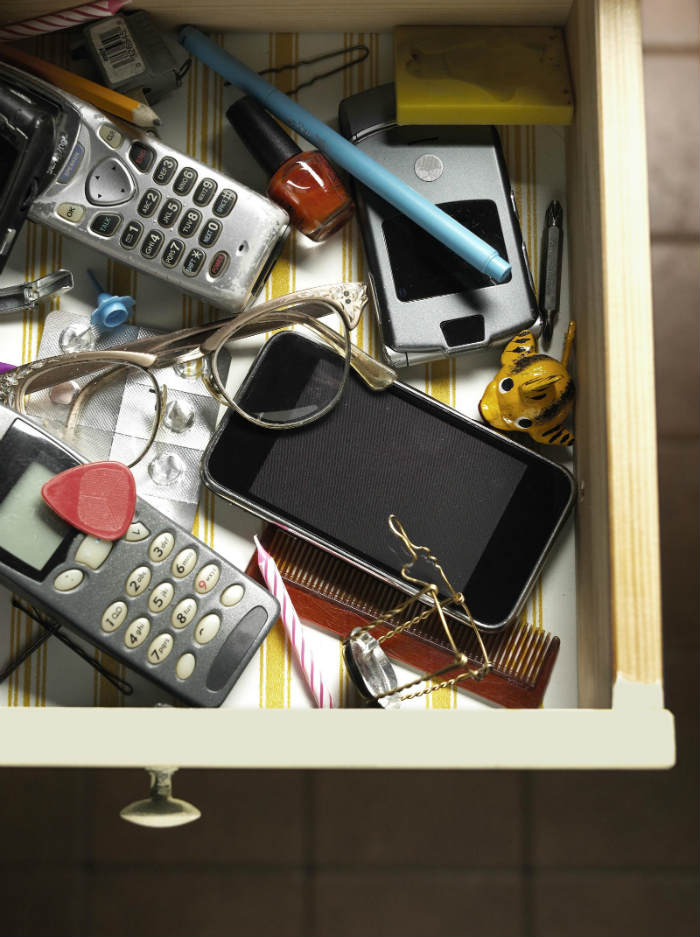 Οι παλιές ηλεκτρονικές συσκευές και πιάνουν χώρο και αποτελούν πηγή κακής υγείας.