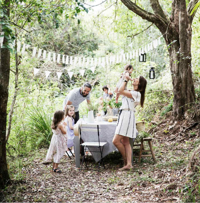 Φυσικά σε μια τόσο μεγάλη έκταση υπάρχει και τραπεζαρία εξωτερικού χώρου!