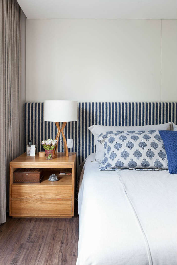 Κεφαλάρι από τοίχο σε τοίχο.